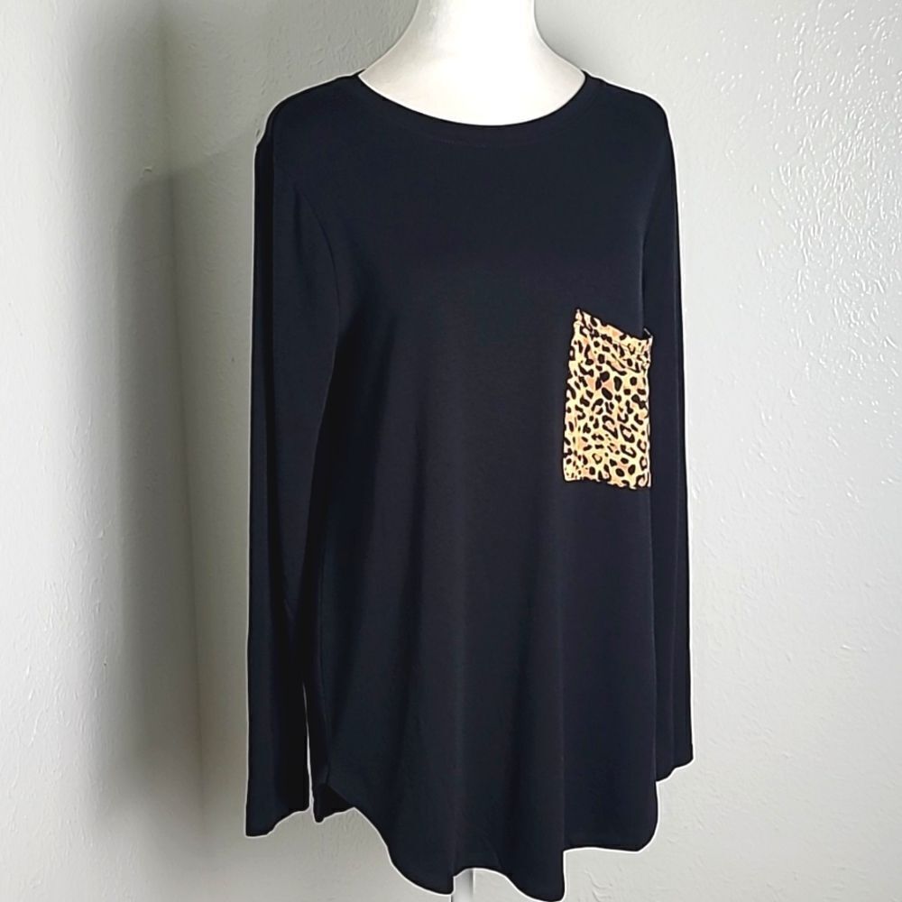 Zenana Black Longsleeve T-Shirt with Leopard Print Pocket on Front, Size Medium